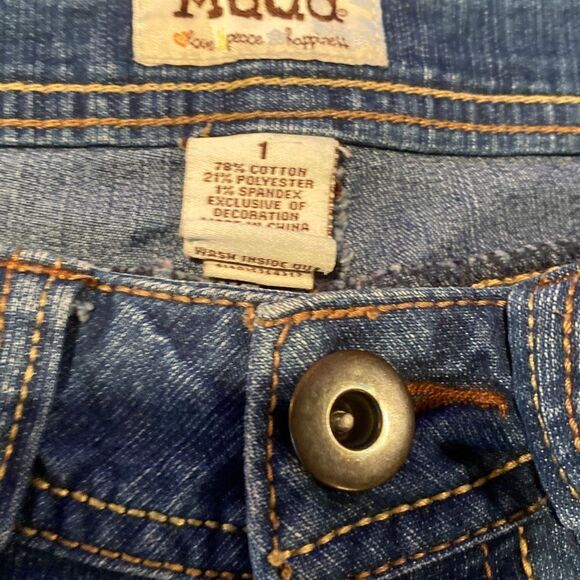MUDD Bermuda Jean Shorts Size 1 - Picture 7 of 9